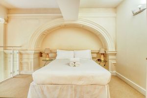 Photo 9- click for photo gallery